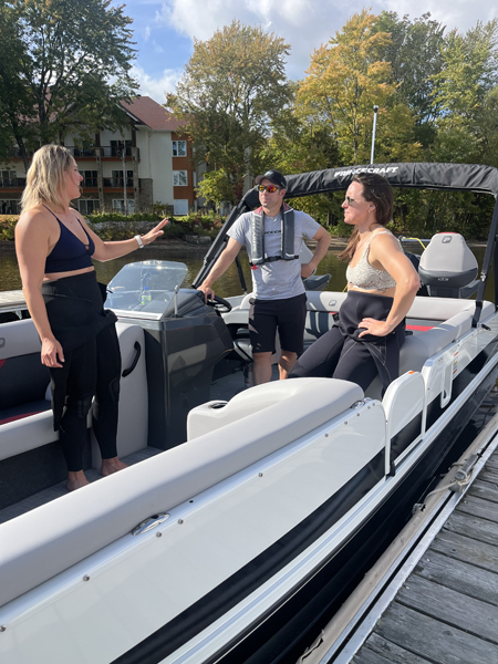 Tournage du cinquième épisode de l'émission Horizon Performance avec l'animatrice Marie-Ève Dicaire, Jean-Philippe Martin-Dubois de Princecraft et Karell Emard.